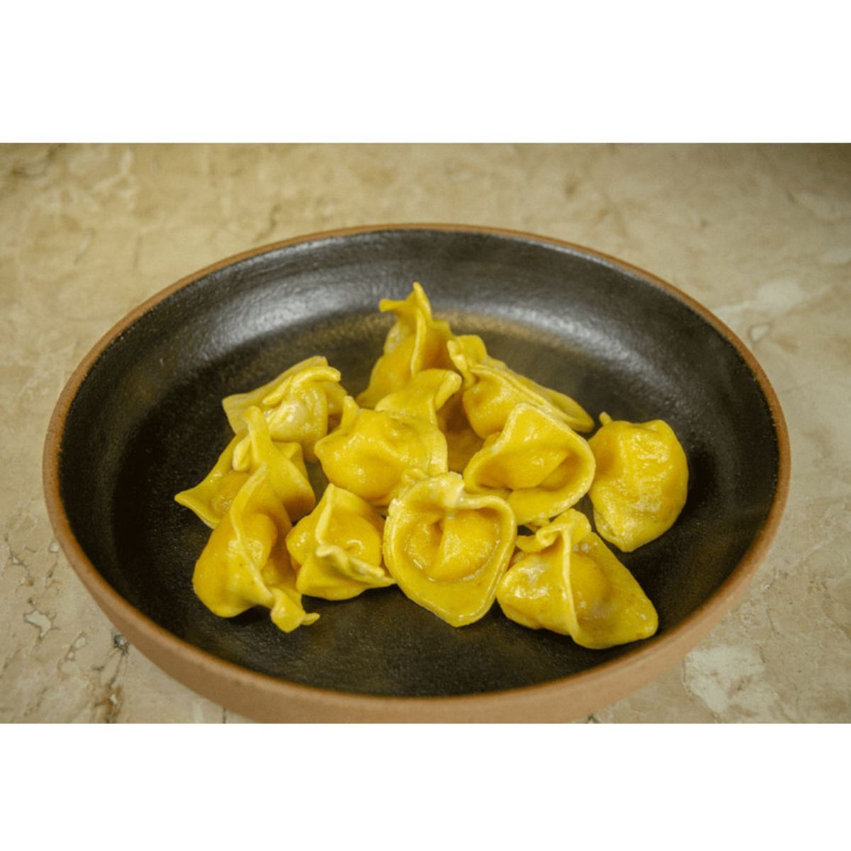 Tortellini-de-Brie-com-Damasco-Carrefour-500g-Principal