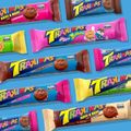 biscoito-recheado-trakinas-tutti-frutti-126g-6.jpg