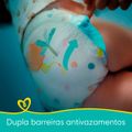 fralda-descartavel-pampers-confort-sec-m-148-unidades-6.jpg