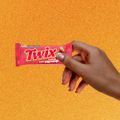 choc-twix-torta-morango-40g-4.jpg