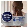 creme-hidratante-facial-men-4-em-1-nivea-com-30g-2.jpg