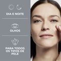 protetor-solar-facial-fps15-anti-idade-hyaluron-filler-olhos-eucerin-15ml-4.jpg