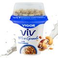 iogurte-integral-com-granola-e-castanhas-vigor-viv-mix-copo-165-g-4.jpg