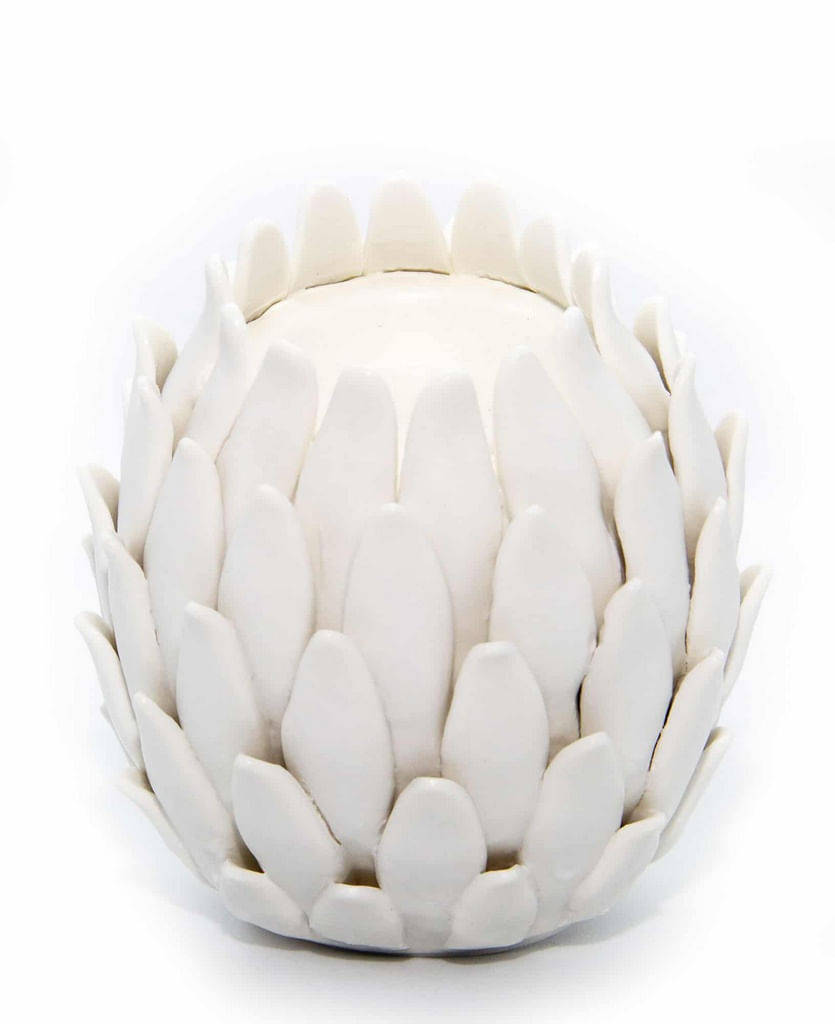 Porta Vela Decorativa Cerâmica Branco Alcachofra