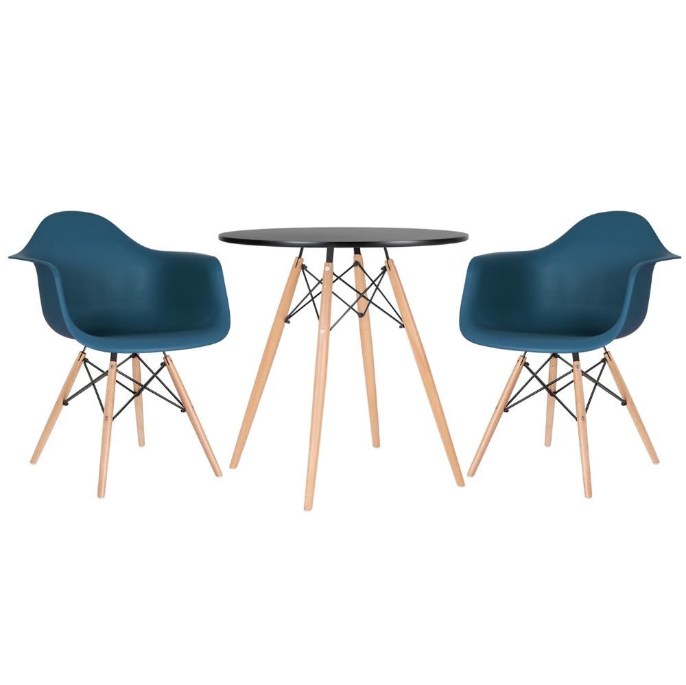 Mesa preto com cadeiras azul petróleo