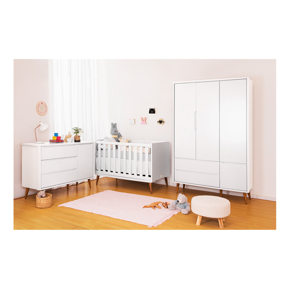 Quarto Infantil Theo Branco Com Guarda Roupa 3 Portas E Cômoda Com Porta