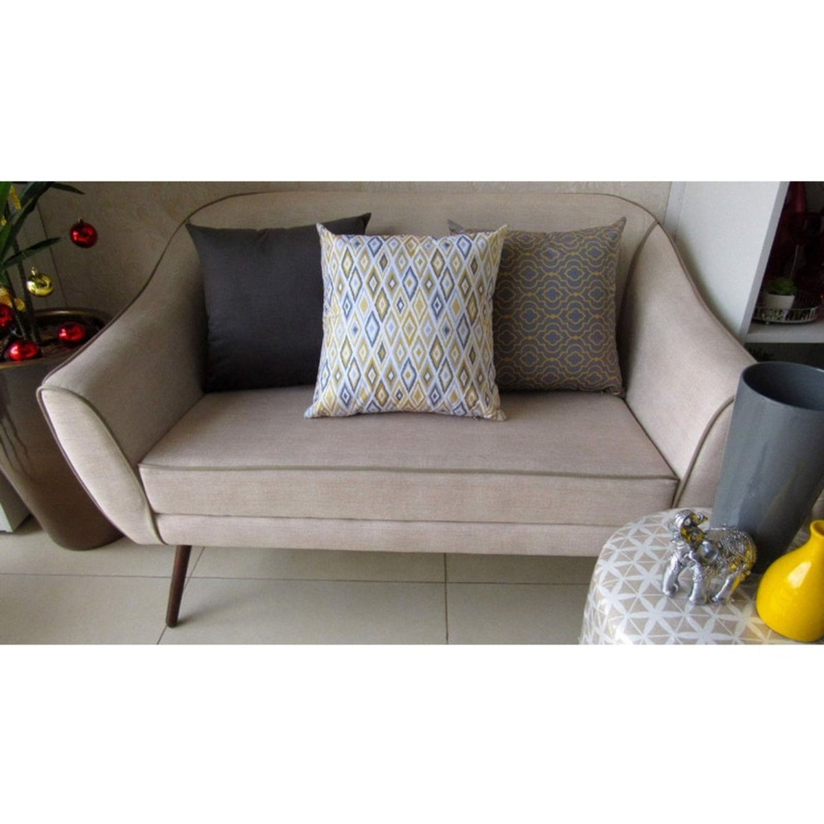Kit 3 Capas Almofadas Lyon Veludo Cinza E Mostarda 43 X 43 Cm