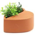 cachepot-decorativo-formato-de-coracao-terracota-em-cimento-mart-7x14-cm-2.jpg